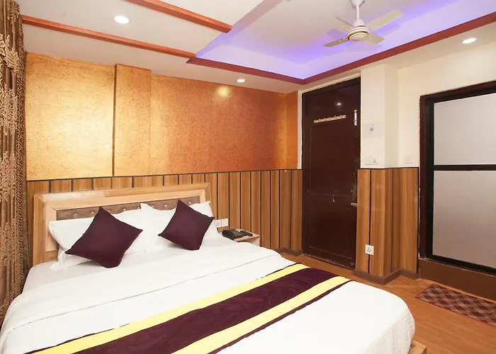 Oyo 814 Machhapuchhre Hotel