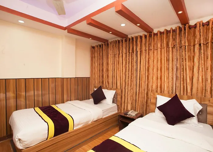Oyo 814 Machhapuchhre Hotel *