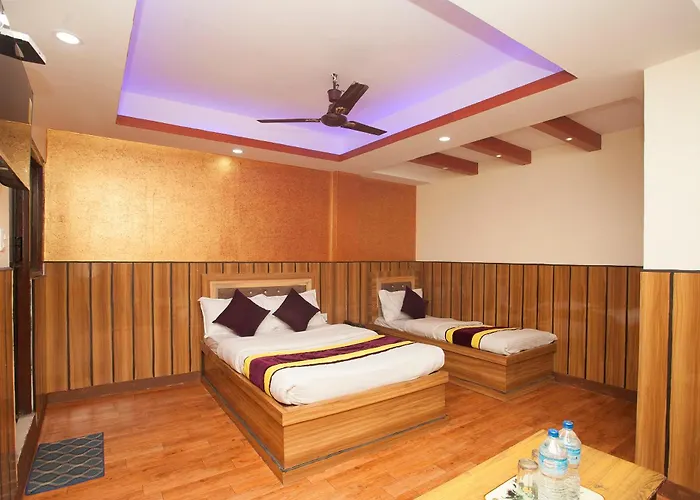 Oyo 814 Machhapuchhre Hotel