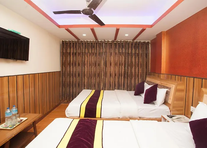 Oyo 814 Machhapuchhre Hotel