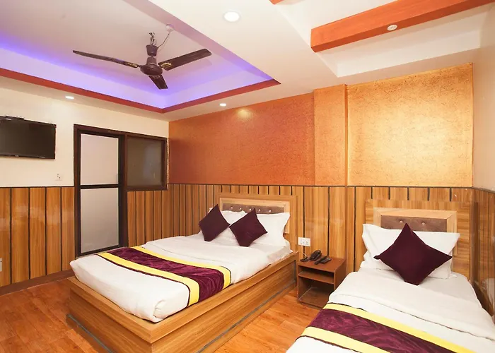 Oyo 814 Machhapuchhre Hotel *